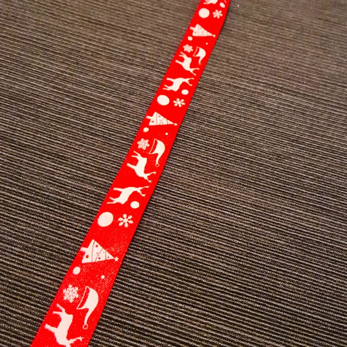 Yılbaşı Temalı Kırmızı Saten Kurdele 10 metre
